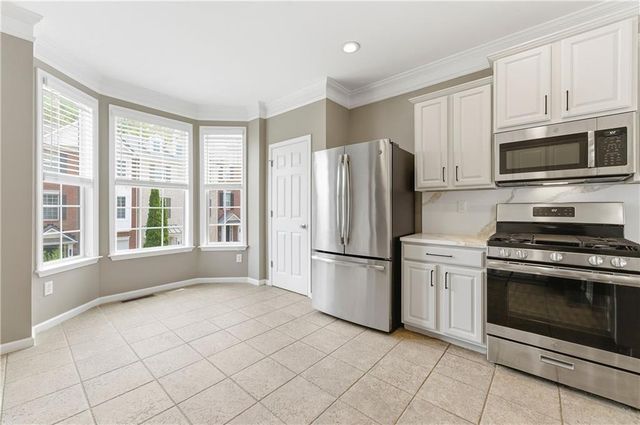 7856 Kiverton Place, Atlanta, GA 30350