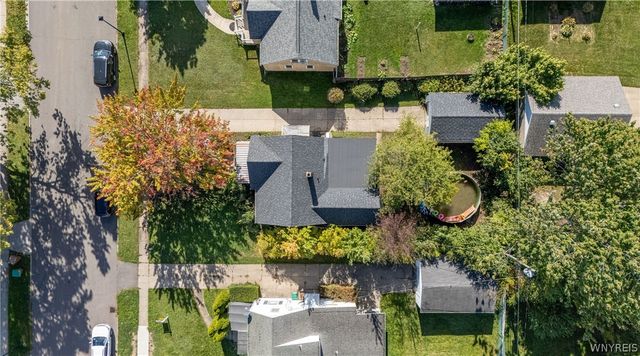 120 Leonard Post Drive, Cheektowaga, NY 14211