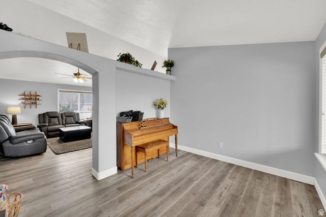 5423 W PILGRIM DR, West Jordan, UT 84081