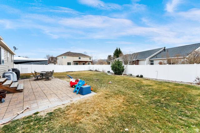 5423 W PILGRIM DR, West Jordan, UT 84081