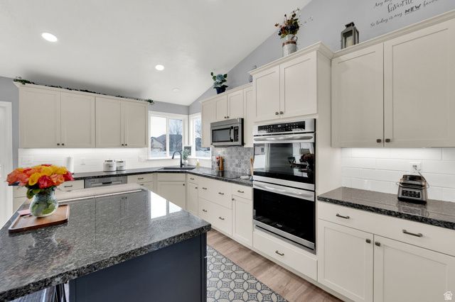 5423 W PILGRIM DR, West Jordan, UT 84081