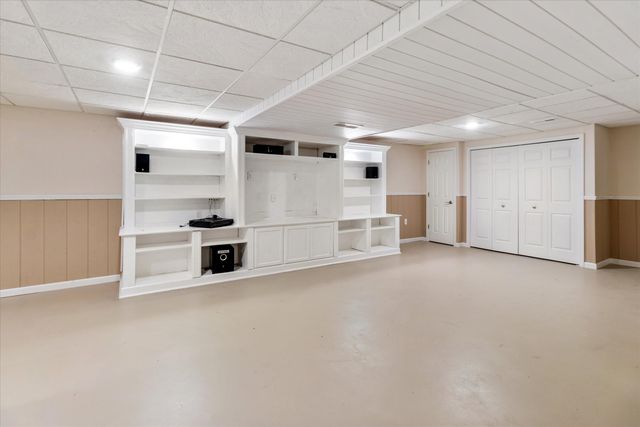 48551 Oak Bridge Drive, Canton Twp, MI 48188