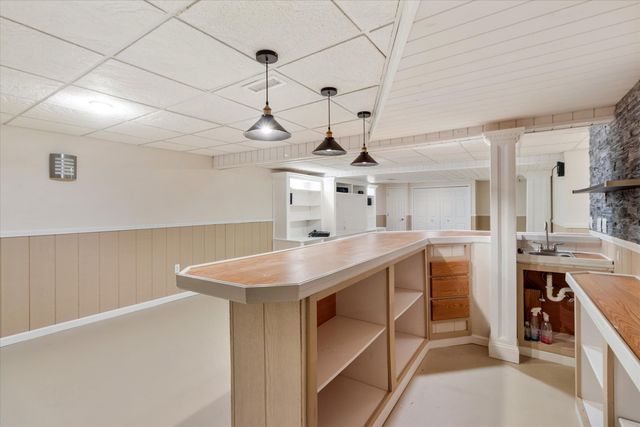48551 Oak Bridge Drive, Canton Twp, MI 48188