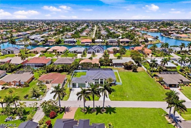 2315 SW 50th LN, Cape Coral, FL 33914