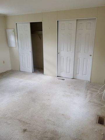 15 Friar Tuck Lane, Coventry, RI 02816