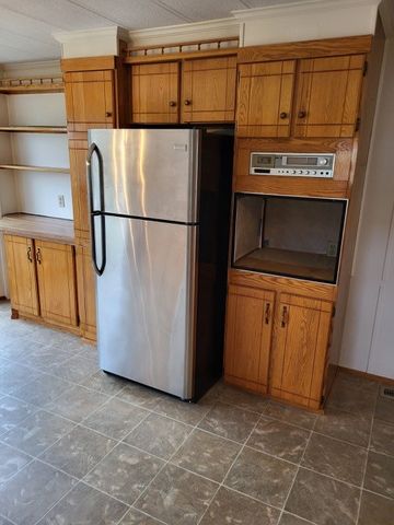 15 Friar Tuck Lane, Coventry, RI 02816