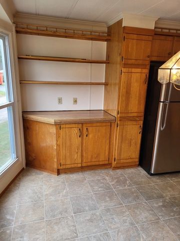 15 Friar Tuck Lane, Coventry, RI 02816