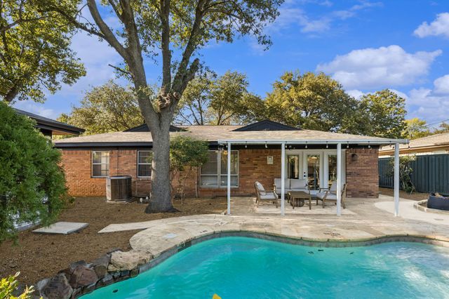 13526 Janwood Lane, Farmers Branch, TX 75234