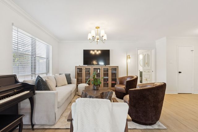 13526 Janwood Lane, Farmers Branch, TX 75234