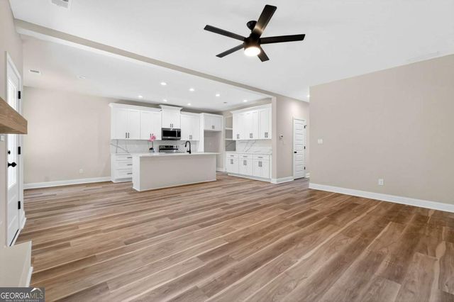 7536 Parkland Bend, Fairburn, GA 30213