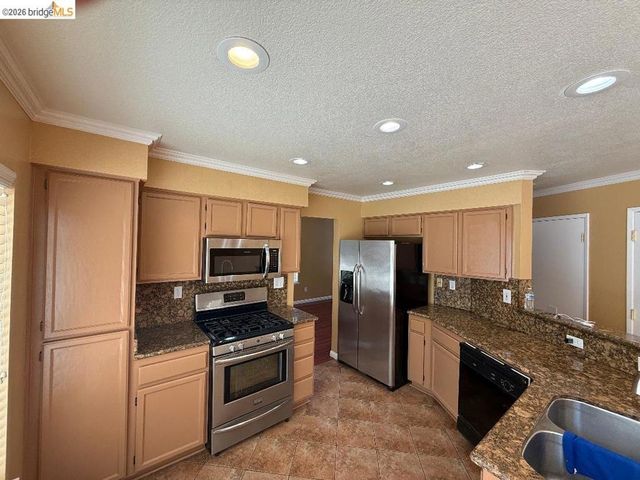 843 Steffa St, Bay Point, CA 94565