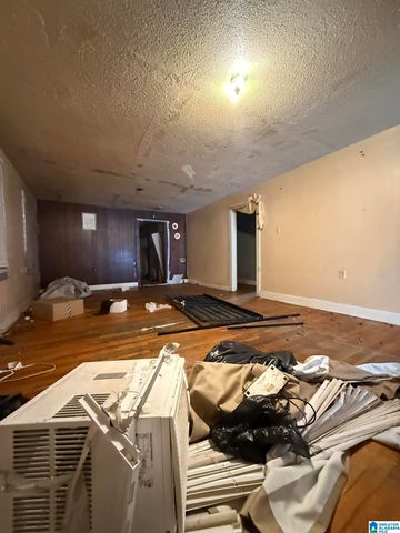 834 42ND PLACE N, Birmingham, AL 35212