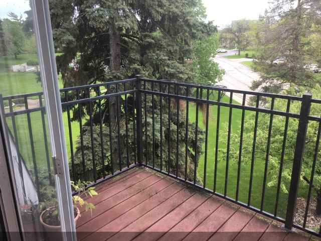 5000 Carriageway Drive 315, Rolling Meadows, IL 60008