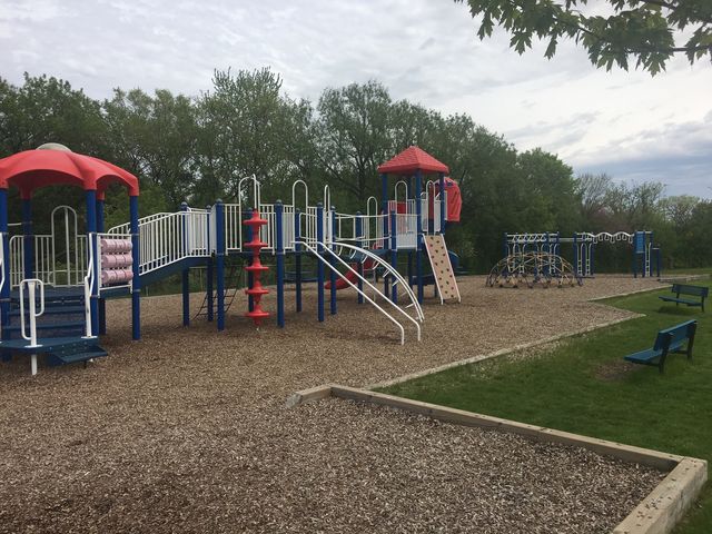 5000 Carriageway Drive 315, Rolling Meadows, IL 60008