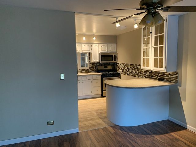 5000 Carriageway Drive 315, Rolling Meadows, IL 60008