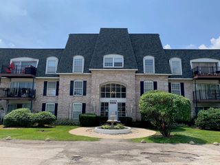 5000 Carriageway Drive 315, Rolling Meadows, IL 60008