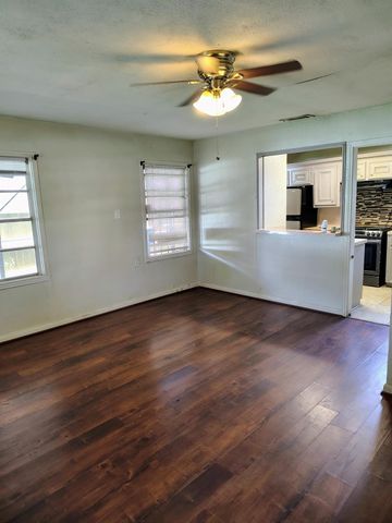 223 Hahlo Street, Houston, TX 77020