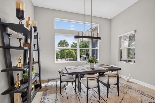 9964 SEAGRASS Way, Palm Beach Gardens, FL 33412