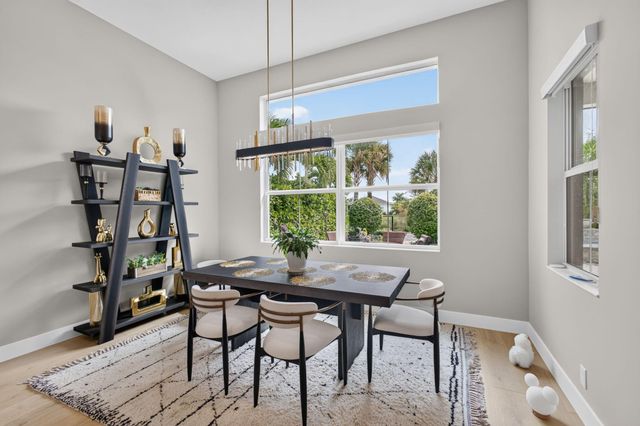 9964 SEAGRASS Way, Palm Beach Gardens, FL 33412