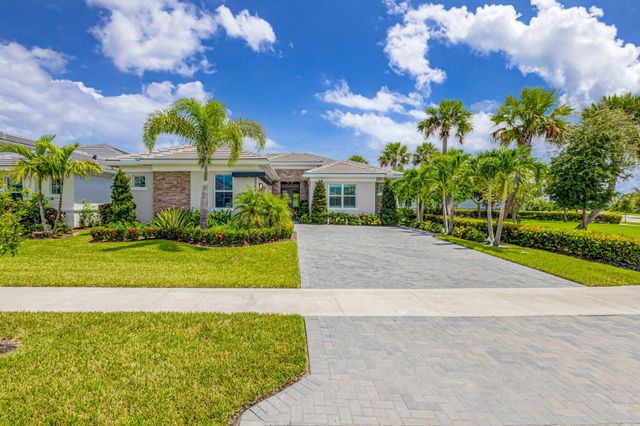 9964 SEAGRASS Way, Palm Beach Gardens, FL 33412