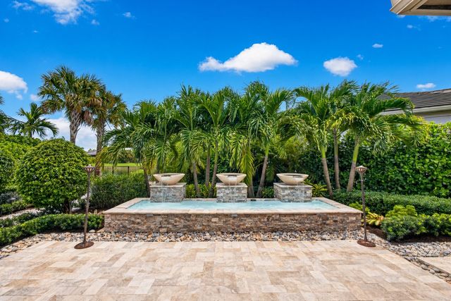 9964 SEAGRASS Way, Palm Beach Gardens, FL 33412
