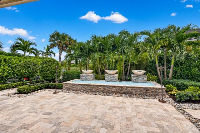 9964 SEAGRASS Way, Palm Beach Gardens, FL 33412