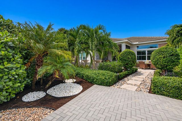 9964 SEAGRASS Way, Palm Beach Gardens, FL 33412