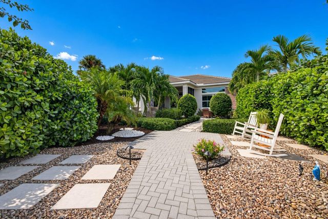 9964 SEAGRASS Way, Palm Beach Gardens, FL 33412