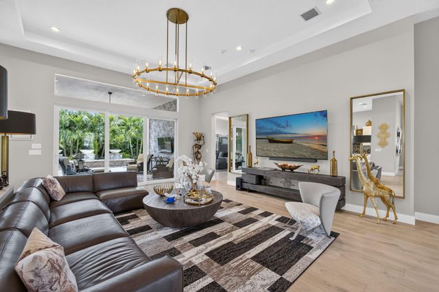 9964 SEAGRASS Way, Palm Beach Gardens, FL 33412