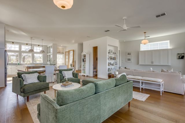 2417 E Lake Drive, Weatherford, TX 76087