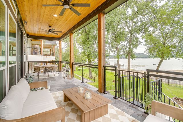 2417 E Lake Drive, Weatherford, TX 76087