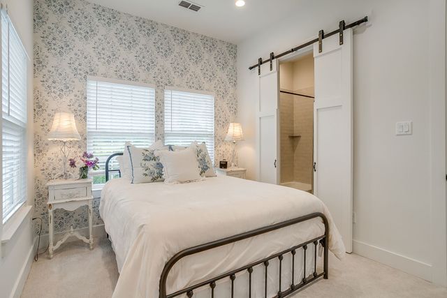 2417 E Lake Drive, Weatherford, TX 76087