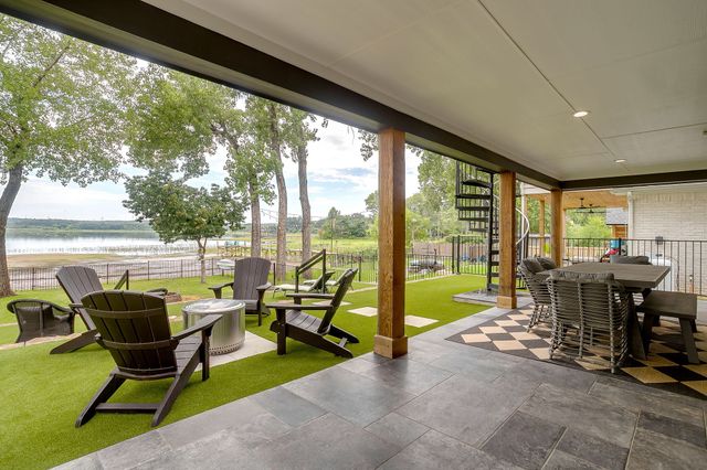 2417 E Lake Drive, Weatherford, TX 76087