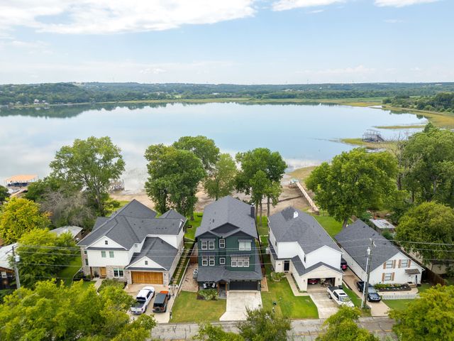 2417 E Lake Drive, Weatherford, TX 76087