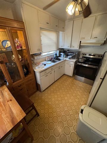 1629 Mershon Street, Saginaw, MI 48602