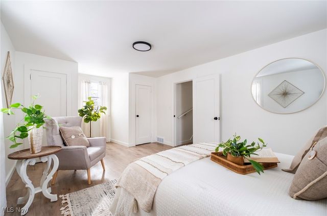 1728 Sunset, Warren, OH 44483