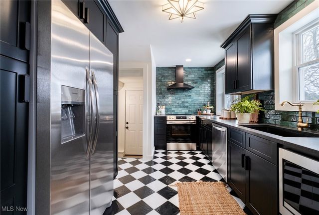 1728 Sunset, Warren, OH 44483