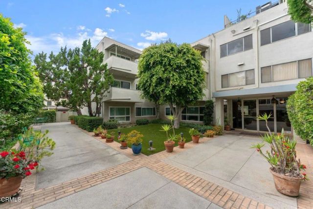 385 S Oakland Avenue 304, Pasadena, CA 91001