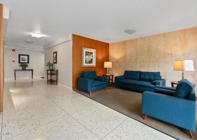 385 S Oakland Avenue 304, Pasadena, CA 91001