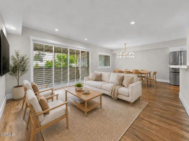 385 S Oakland Avenue 304, Pasadena, CA 91001