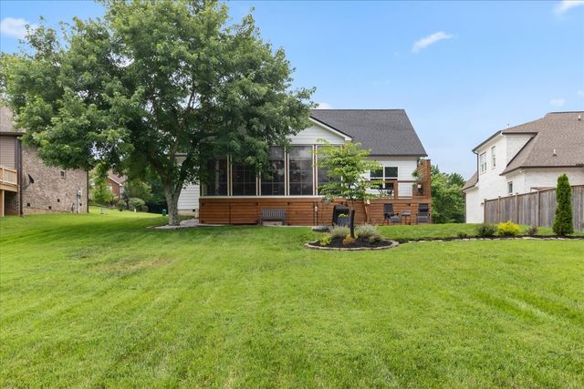 4002 Omaha Ct, Mount Juliet, TN 37122