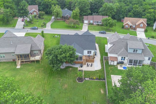 4002 Omaha Ct, Mount Juliet, TN 37122