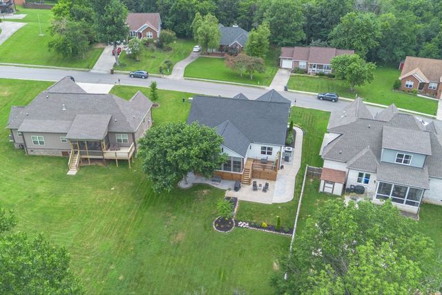 4002 Omaha Ct, Mount Juliet, TN 37122