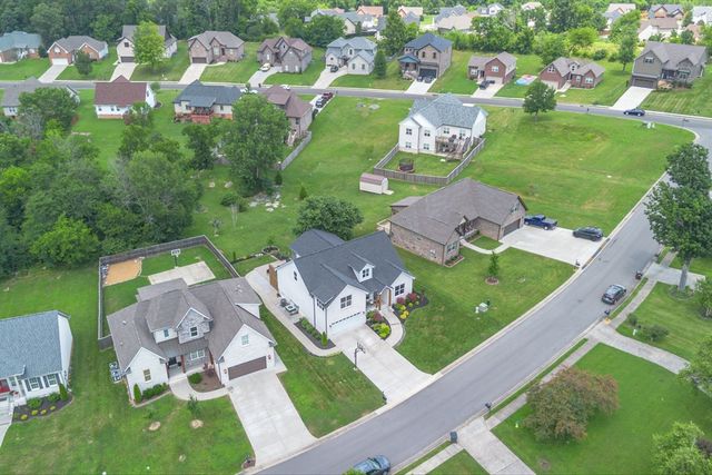 4002 Omaha Ct, Mount Juliet, TN 37122