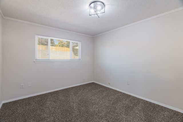 11709 El Solindo Avenue NE, Albuquerque, NM 87111