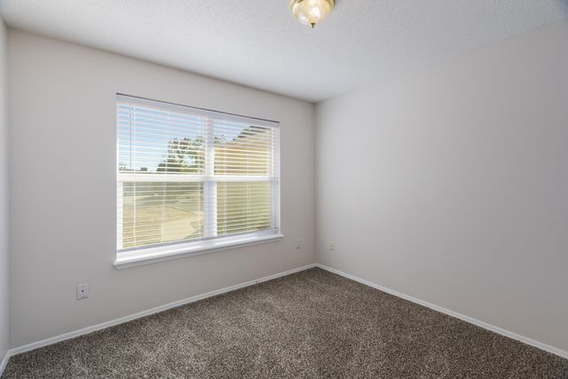 11709 El Solindo Avenue NE, Albuquerque, NM 87111
