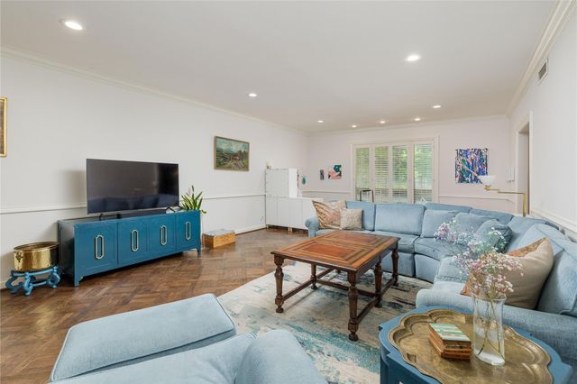 6126 Averill Way 103W, Dallas, TX 75225