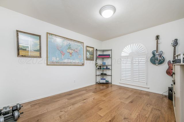 7606 Tarrytown Avenue, Amarillo, TX 79121