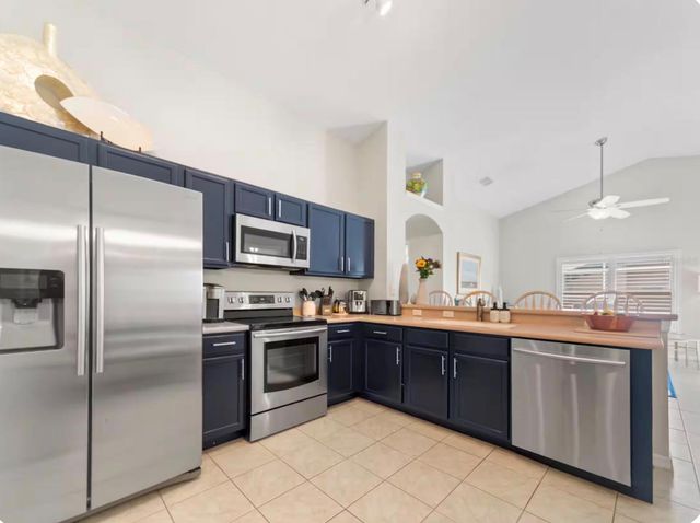 2916 BLOOMING ALAMANDA LOOP, Kissimmee, FL 34747