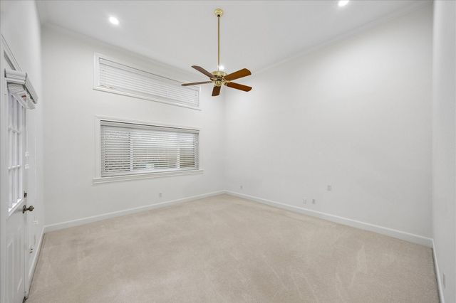 2214 Nantucket Drive D, Houston, TX 77057